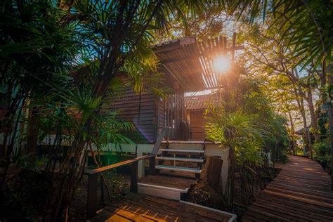 Excellent place for retreat .